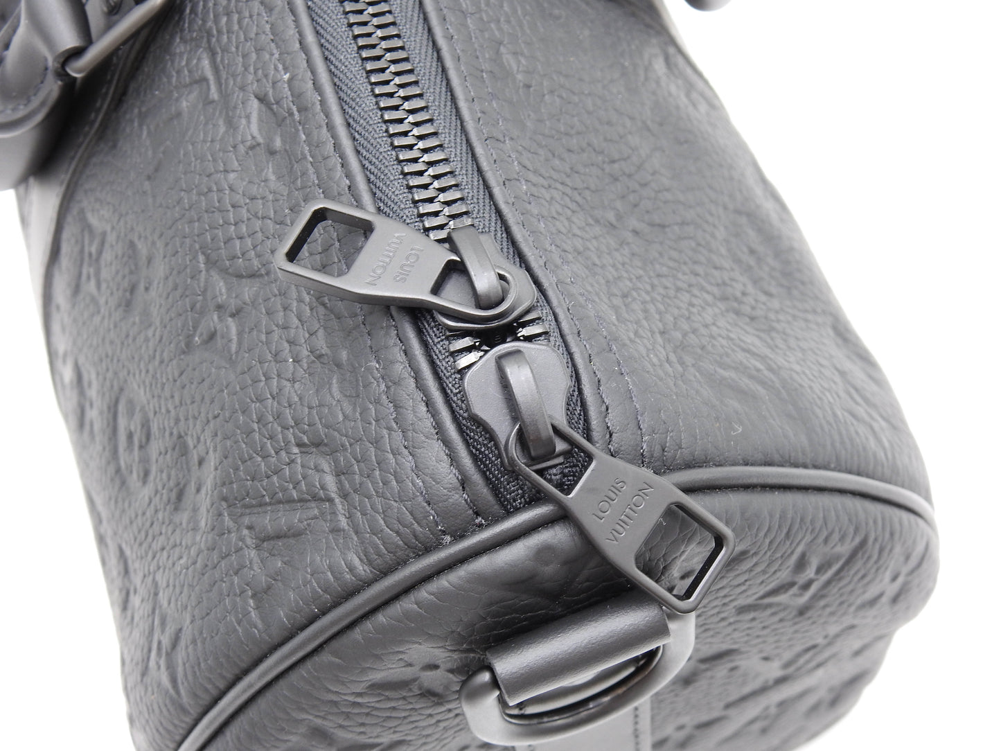 LOUIS VUITTON Keepall Bandouliere 35 Hand Bag Monogram Taurillon M22765