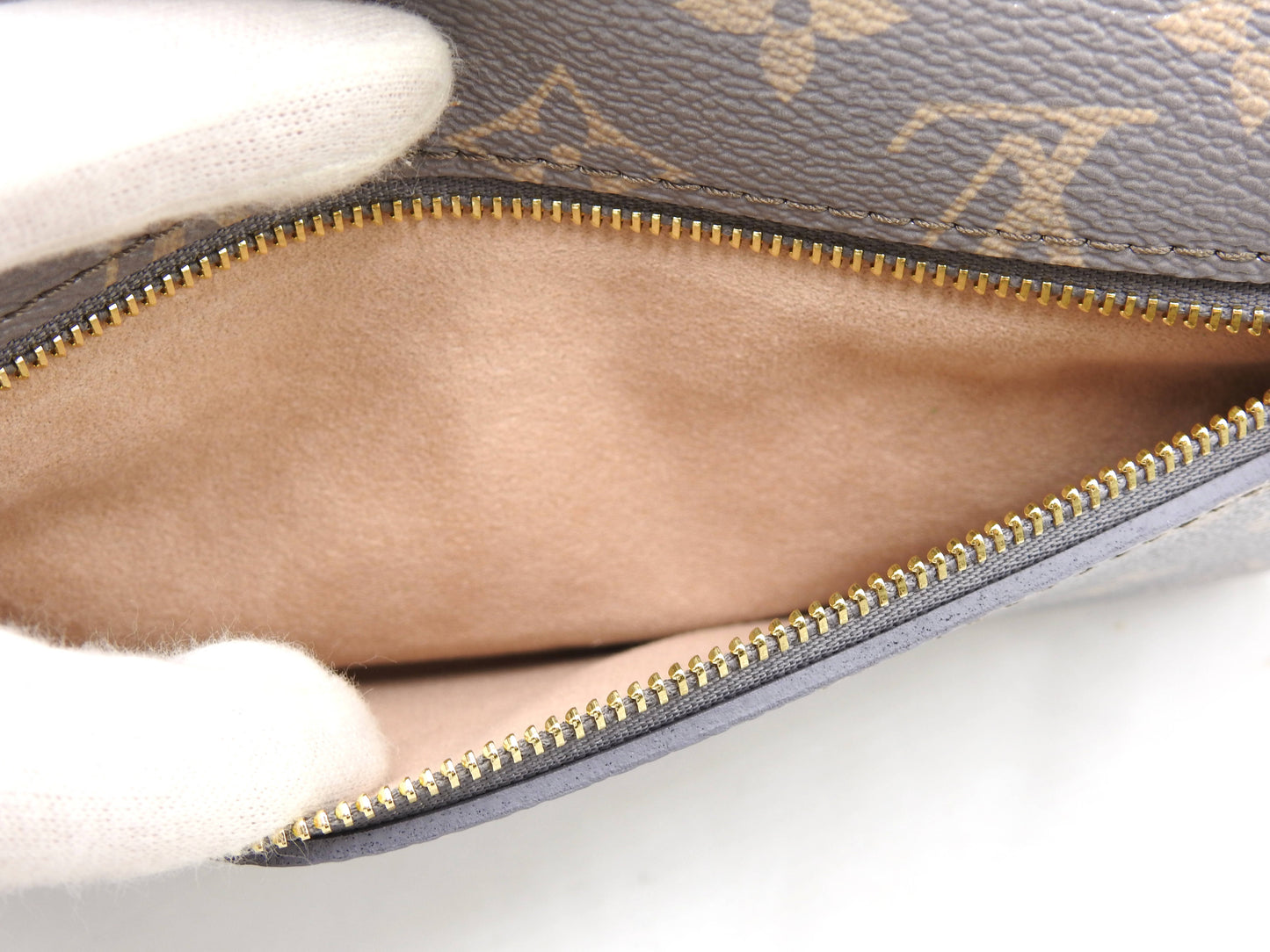 LOUIS VUITTON Monogram Pochette Metis EW Trianon Gray Shoulder Bag M12429