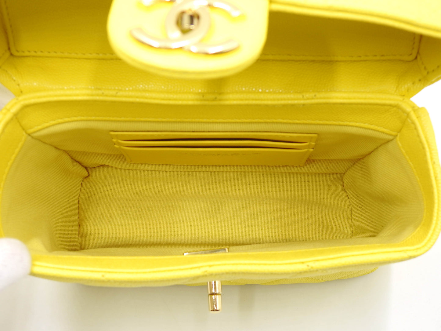 CHANEL CC Matelasse Top Handle Chain Shoulder Bag Caviarskin Yellow AS3729