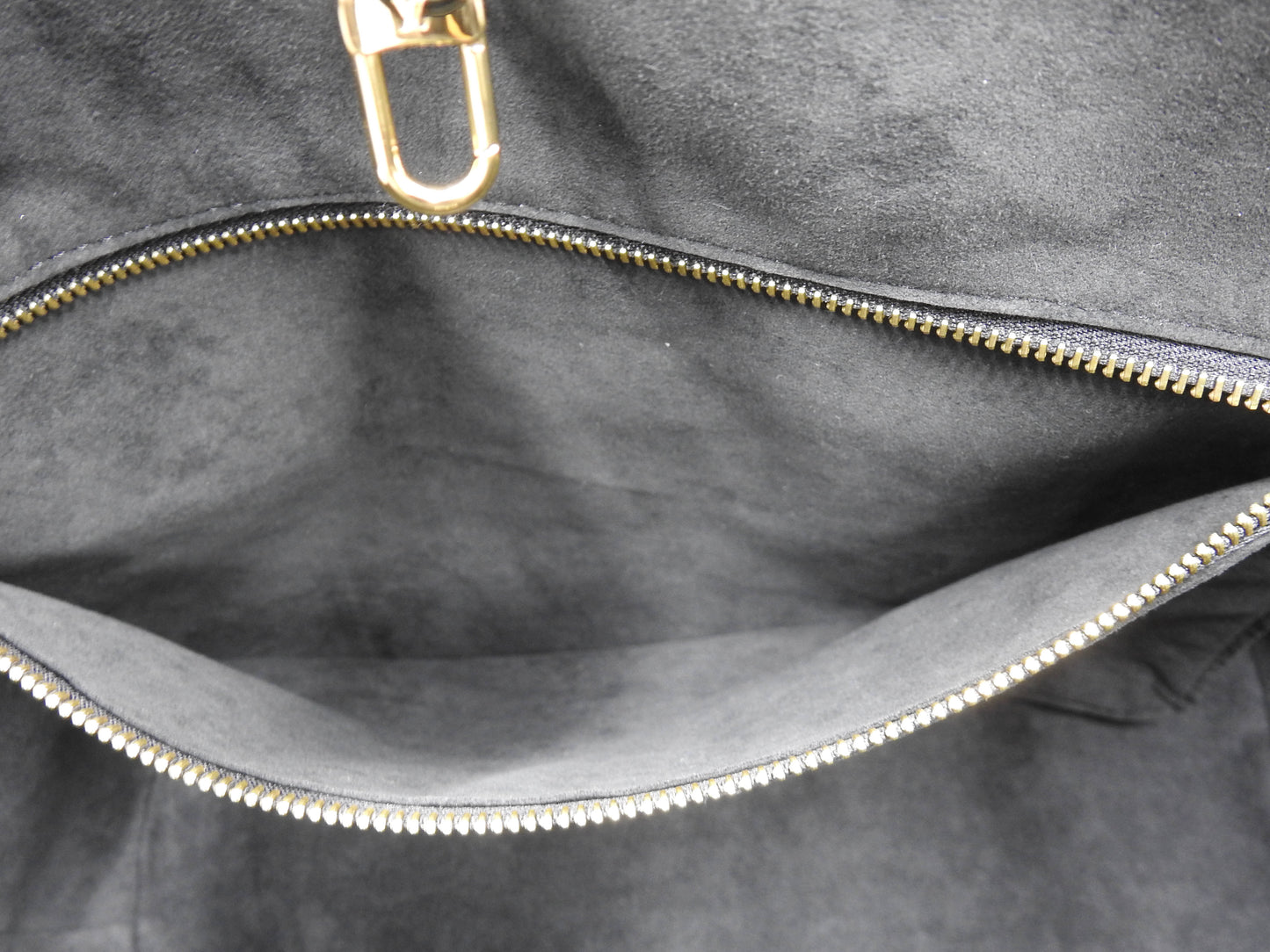 LOUIS VUITTON Monogram Empreinte Giant Neverfull MM Shoulder Bag M46040