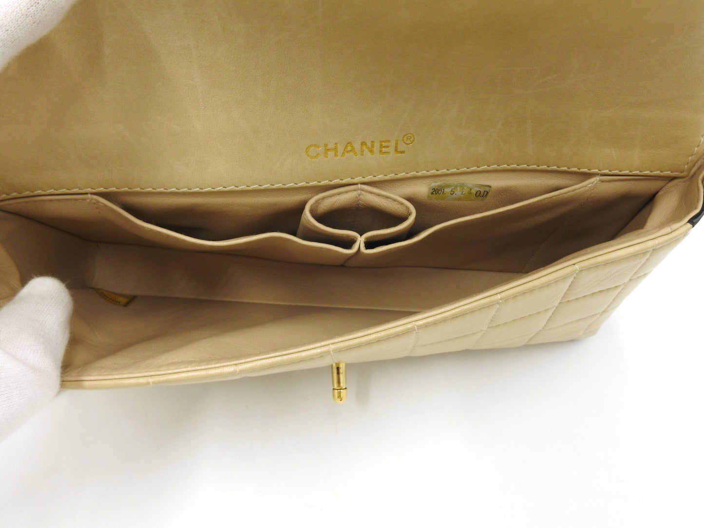 CHANEL Chocolate Bar Chain Shoulder Bag Lambskin Patent Beige Black A15316