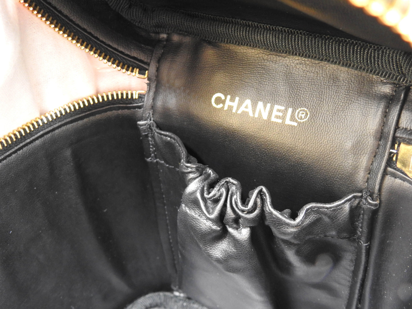 CHANEL CC Timeless Vanity Bag Cosmetic Pouch Caviarskin Black A01998