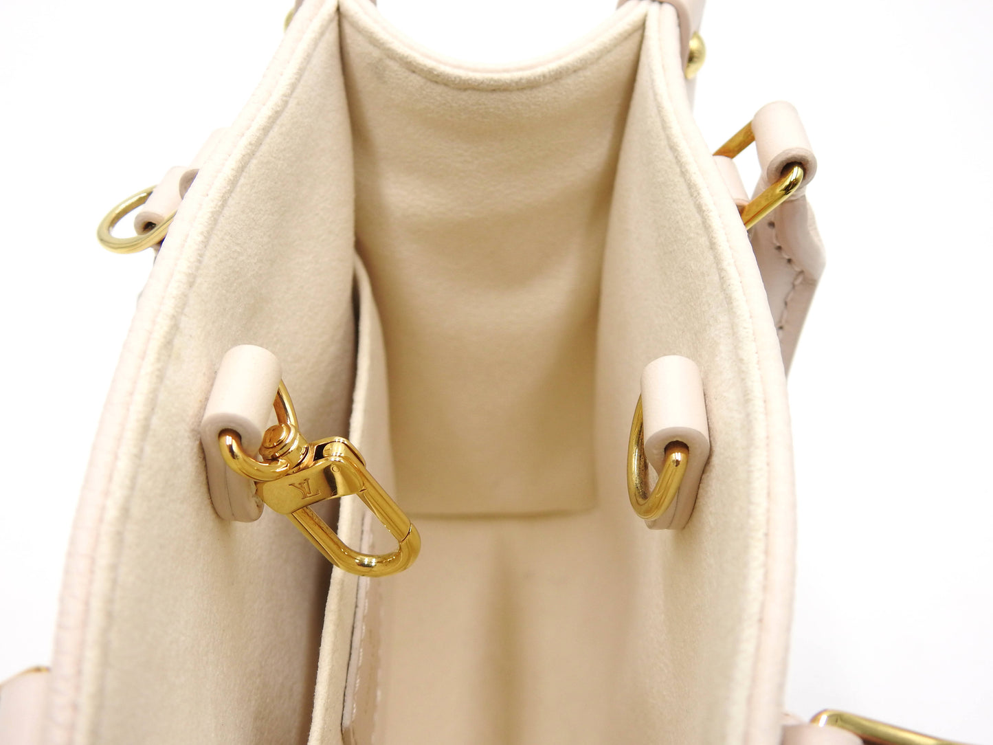 LOUIS VUITTON Monogram Empreinte OnTheGo BB 2way Shoulder Hand Bag M47115