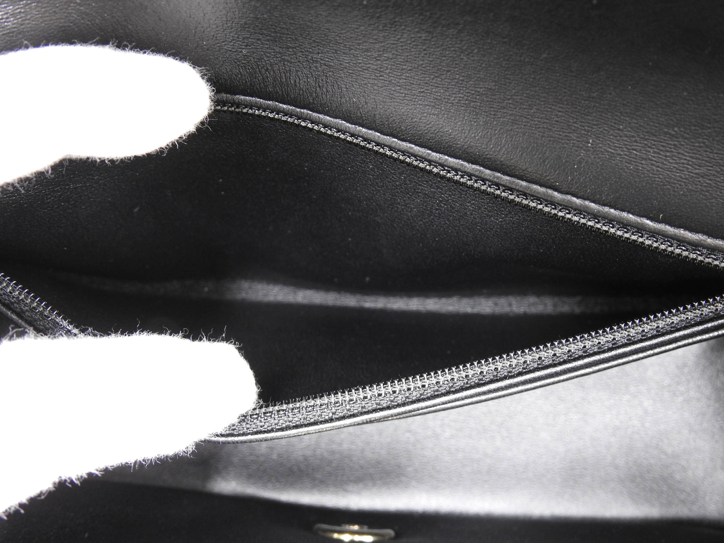 CHANEL CC Mini Matelasse 20 Flap Chain Shoulder Bag Lambskin Black A69900