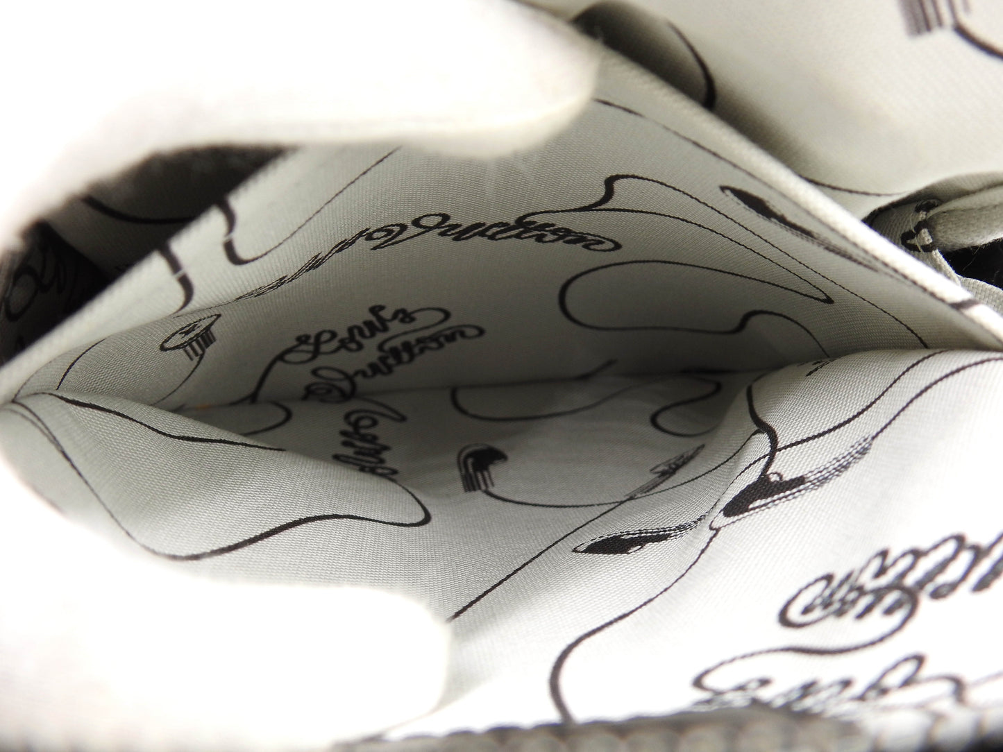 LOUIS VUITTON Monogram Iridescent Gradient Avenue Sling Shouler Bag M13936