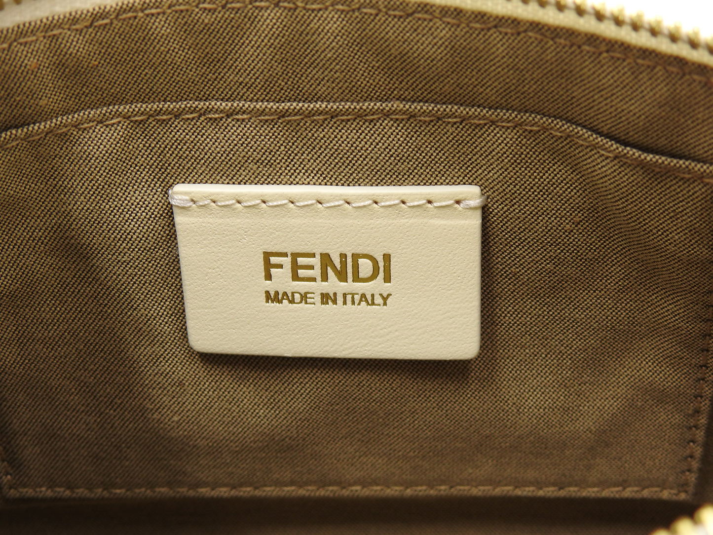 FENDI Zucca Chain Bag Pochette Accessories Cosmetic Pouch White 8BR592