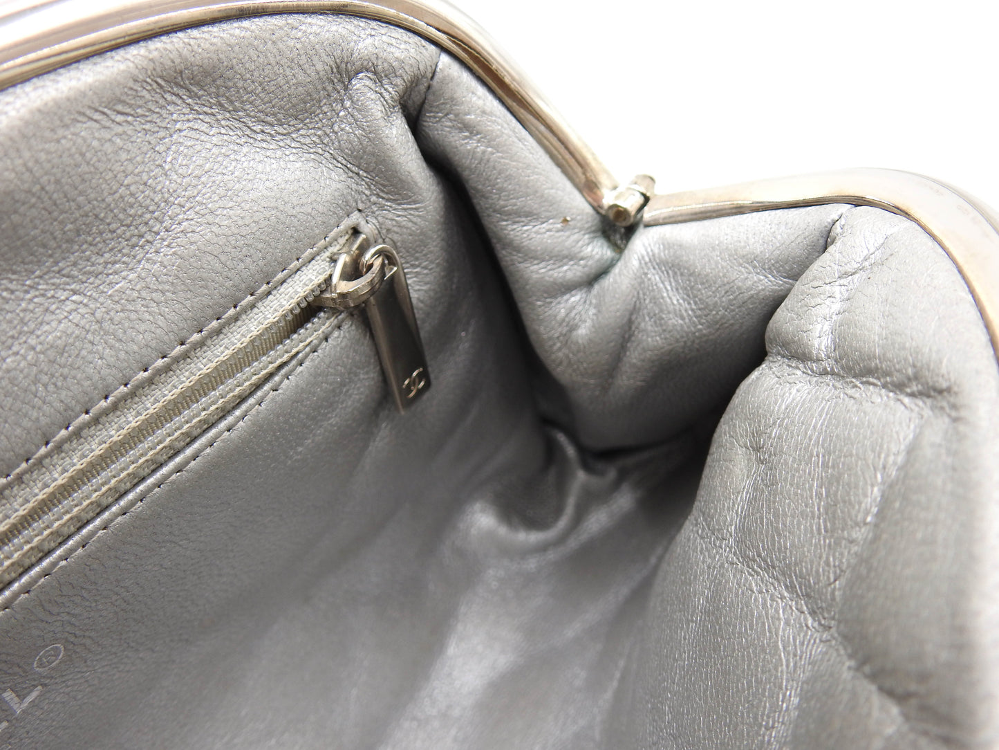 CHANEL CC Matelasse Kiss Lock Timeless Clutch Hand Bag Lambskin Silver