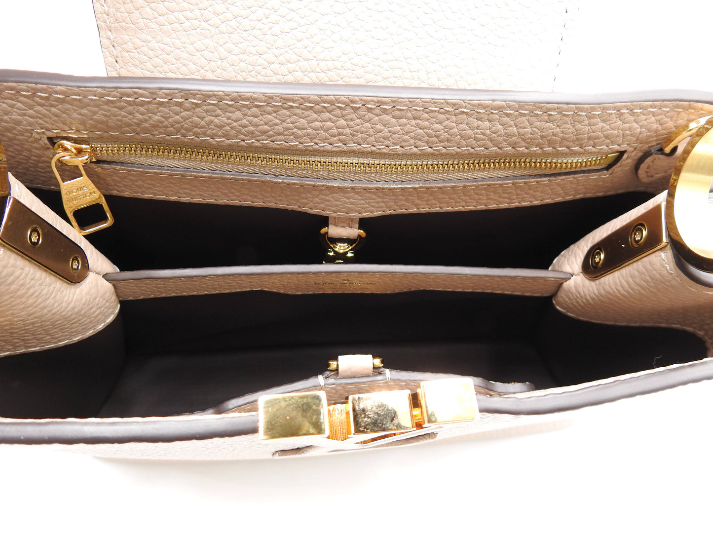 LOUIS VUITTON Capucines BB 2way Hand Shoulder Bag Taurillon Galet M94634