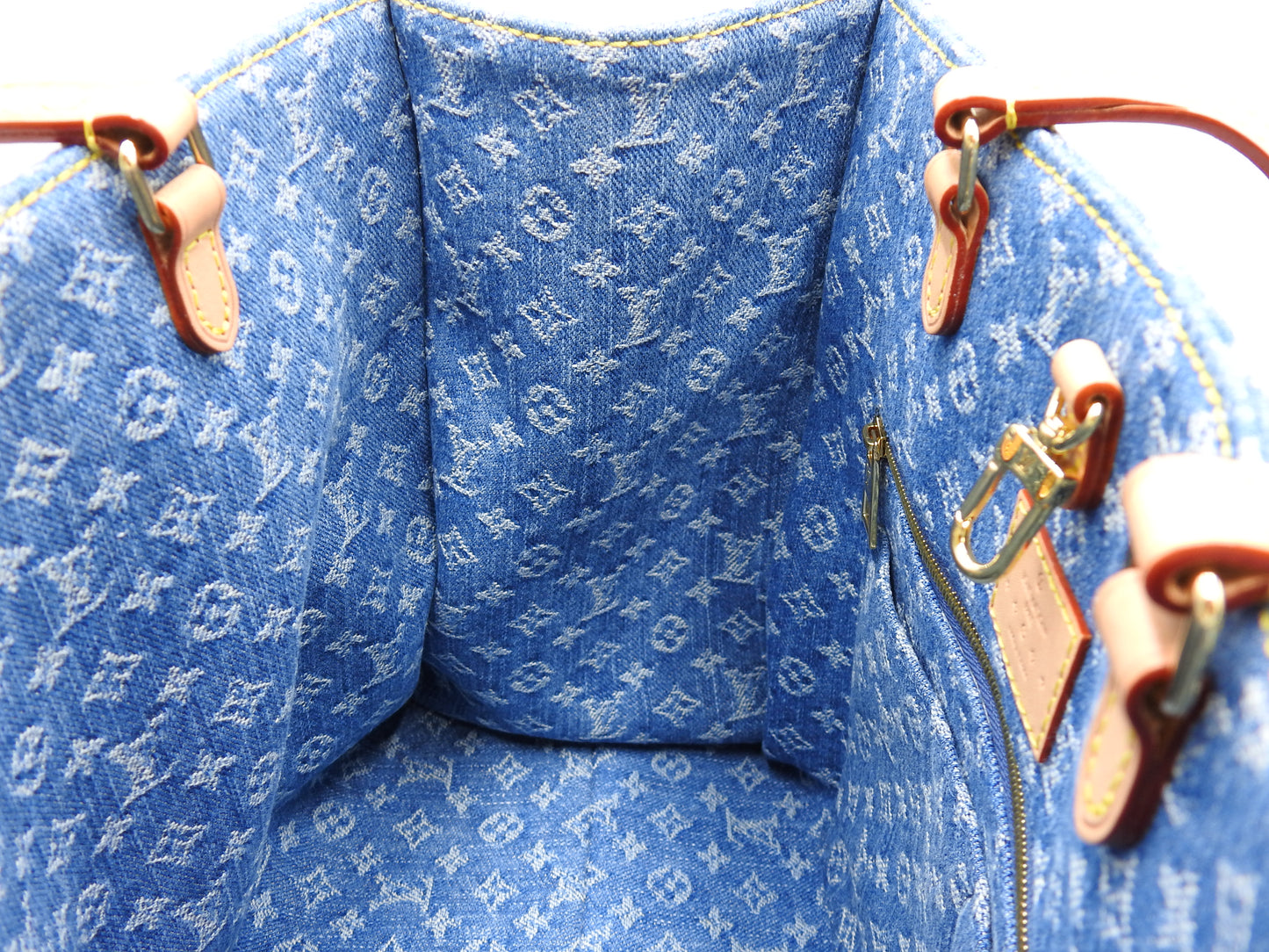 LOUIS VUITTON LV Remix Monogram Denim OnTheGo MM Shoulder Tote Bag M46871