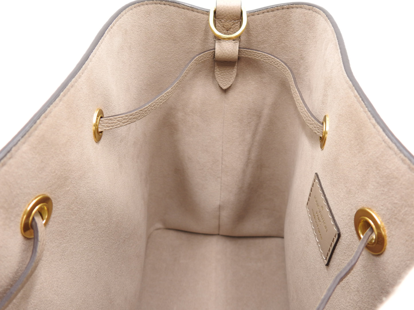 LOUIS VUITTON Monogram Empreinte NeoNoe MM Shoulder Hand Bag Dove Cream