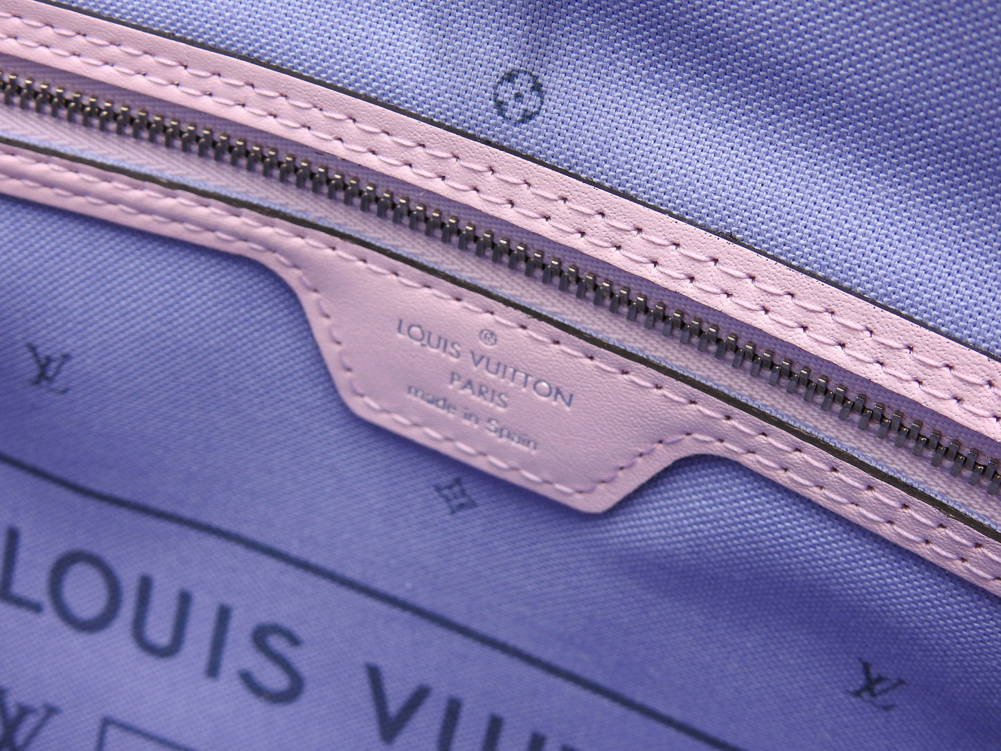 LOUIS VUITTON Monogram Escale Neverfull MM Shoulder Bag Pastel Pink M45270