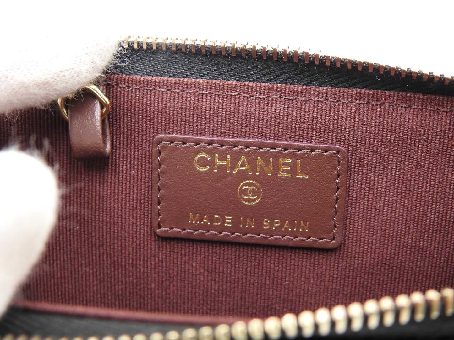 Chanel CC Matelasse Zipped Coin Purse Key Holder Caviarskin Black AP0221