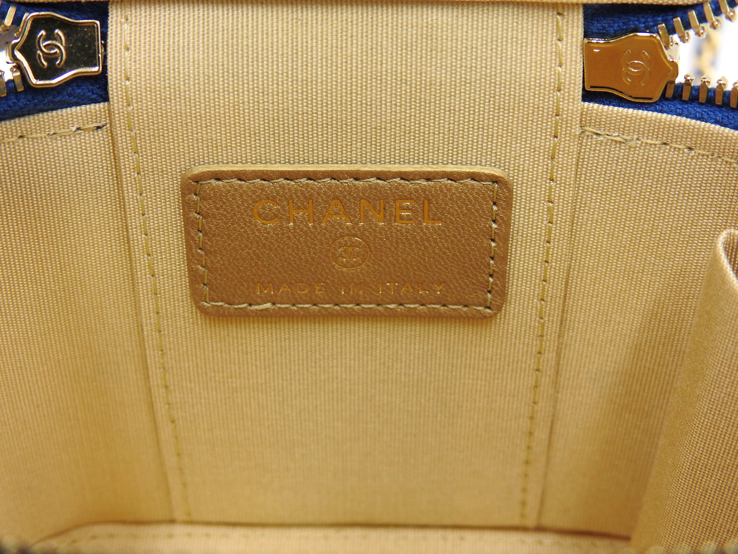 CHANEL Matelasse Pearl Crush Small Vanity Chain Shoulder Bag Blue AP1447