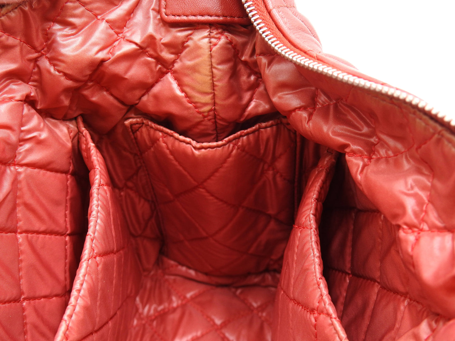CHANEL CC Matelasse Hobo Shoulder Hand Bag Lambskin Red A69264