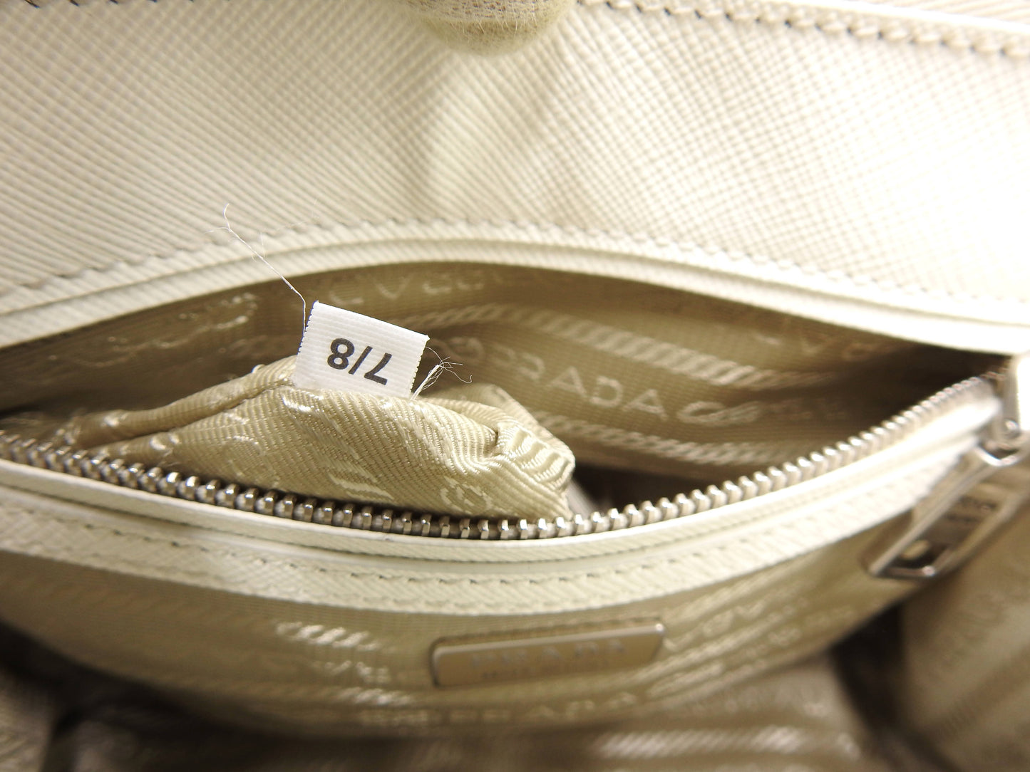 PRADA Galleria Mini Shoulder Hand Bag SAFFIANO LUX Leather White 1BA906