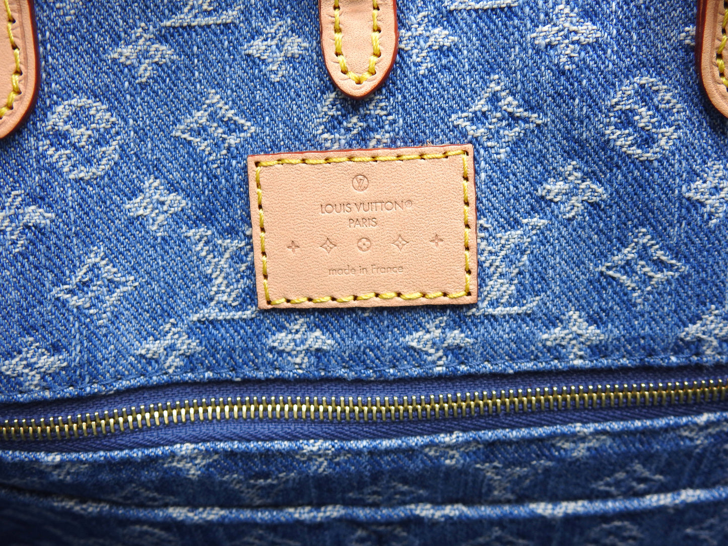 LOUIS VUITTON LV Remix Monogram Denim OnTheGo MM Shoulder Tote Bag M46871