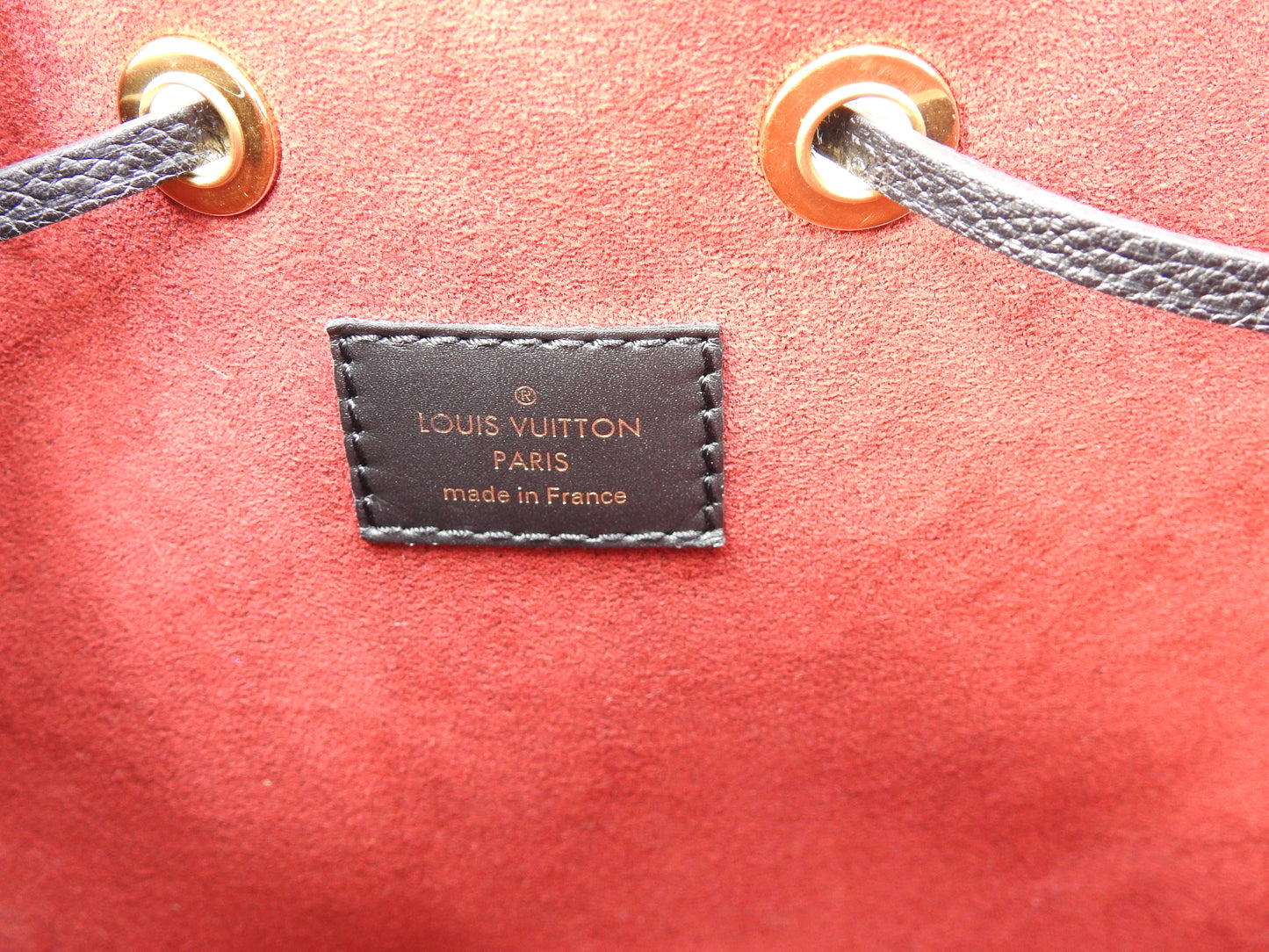 LOUIS VUITTON Monogram Empreinte Giant NeoNoe MM Hand Bag Black M45497