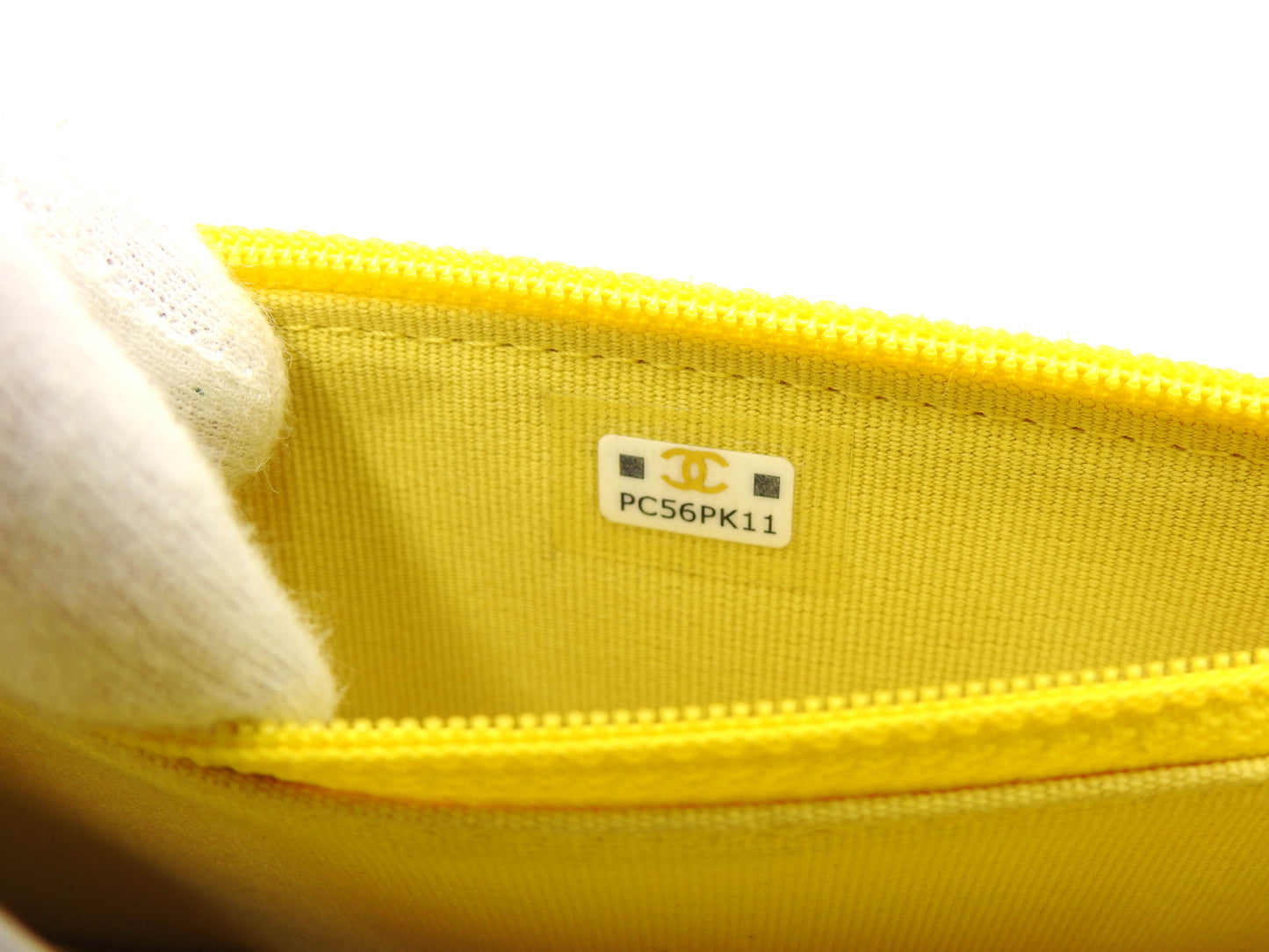 CHANEL 19 CC Matelasse Phone Holder Chain Shoulder Bag Lambskin Yellow