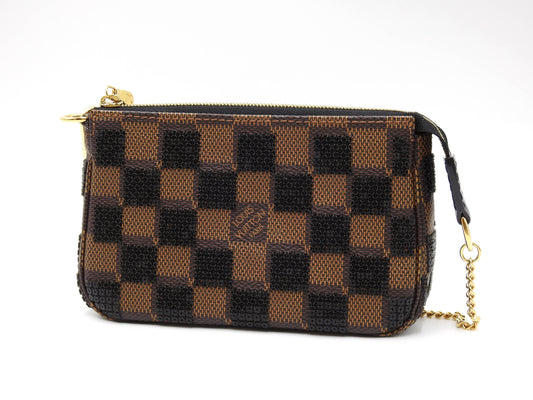 LOUIS VUITTON Damier Paillettes Sequins Mini Pochette Accessories N63176