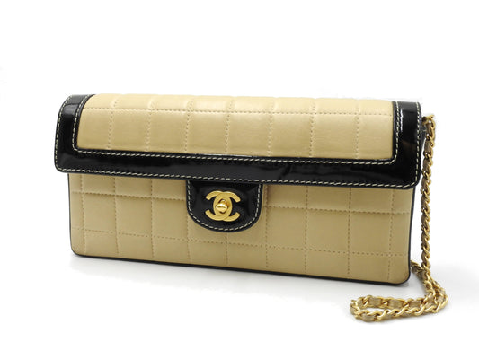 CHANEL Chocolate Bar Chain Shoulder Bag Lambskin Patent Beige Black A15316