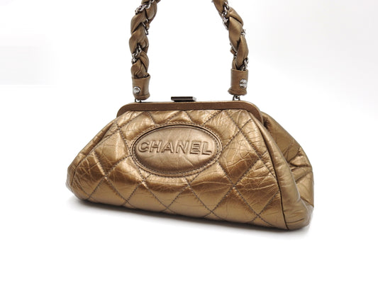 CHANEL Matelasse Vintage Calf Kiss Lock Hand Bag Leather Metallic Gold