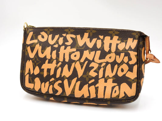 LOUIS VUITTON Pochette Accessories Pouch Monogram Graffiti Peach M92193