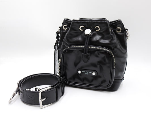 LOUIS VUITTON Noe Cargo Shoulder Bucket Hand Bag Calf Leather Black M13985