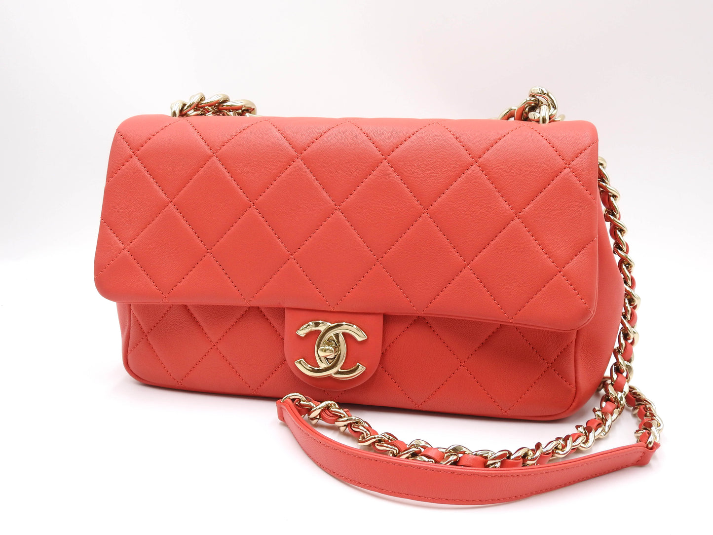 CHANEL CC Matelasse Chain Shoulder Bag Lambskin Leather Red Gold AS1354