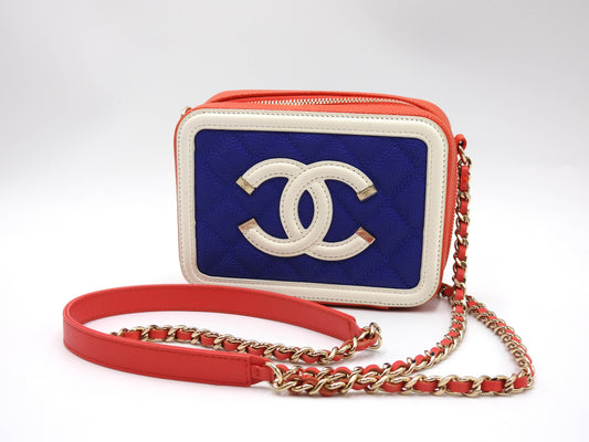 CHANEL CC Filigree Matelasse Chain Shoulder Vanity Bag Caviarskin Blue Red