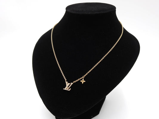 LOUIS VUITTON Collier LV Iconic Pendant Necklace GP Rhinestone Gold M00596