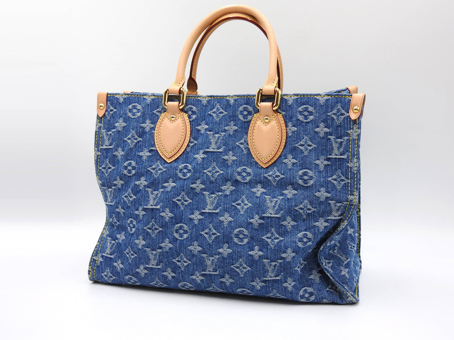 LOUIS VUITTON LV Remix Monogram Denim Onthego MM Shoulder Bag Blue M46871