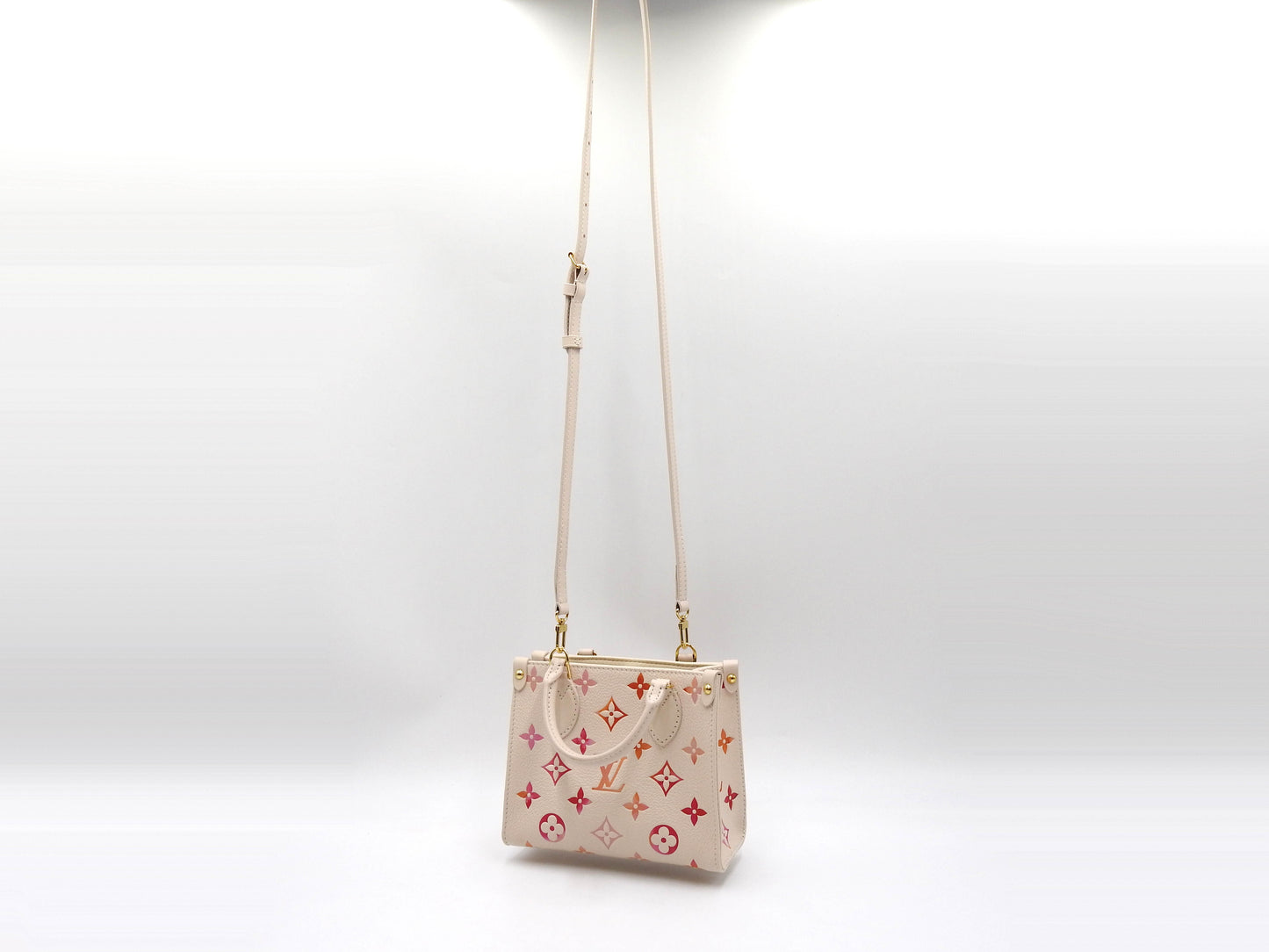 LOUIS VUITTON Monogram Empreinte Giant Onthego BB Shoulder Hand Bag M47115