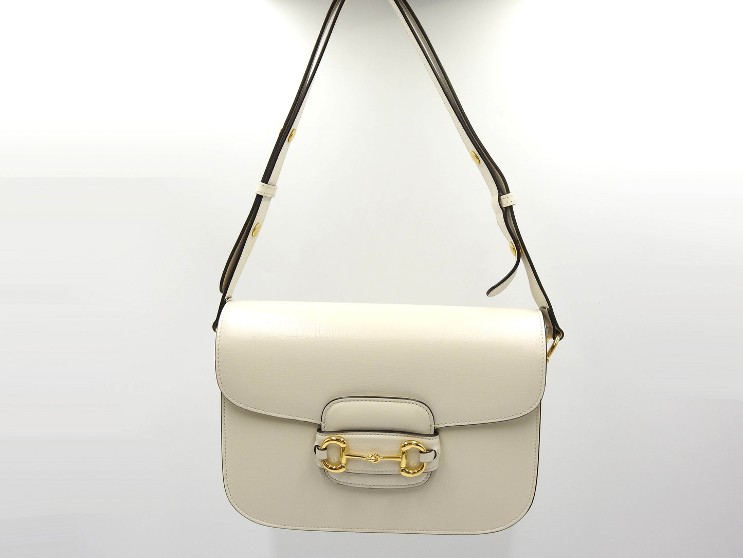 GUCCI Horsebit 1955 Shoulder Bag Leather White Gold Hardware 602204
