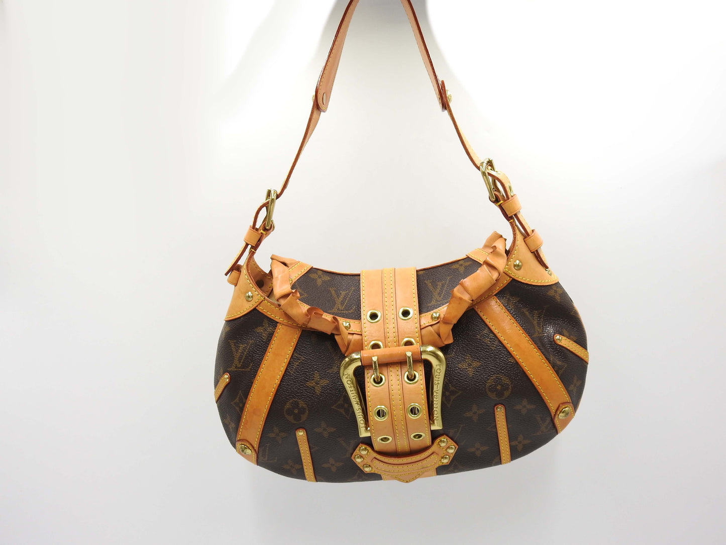 Louis Vuitton Leonor Monogram Shoulder Bag Canvas M92394