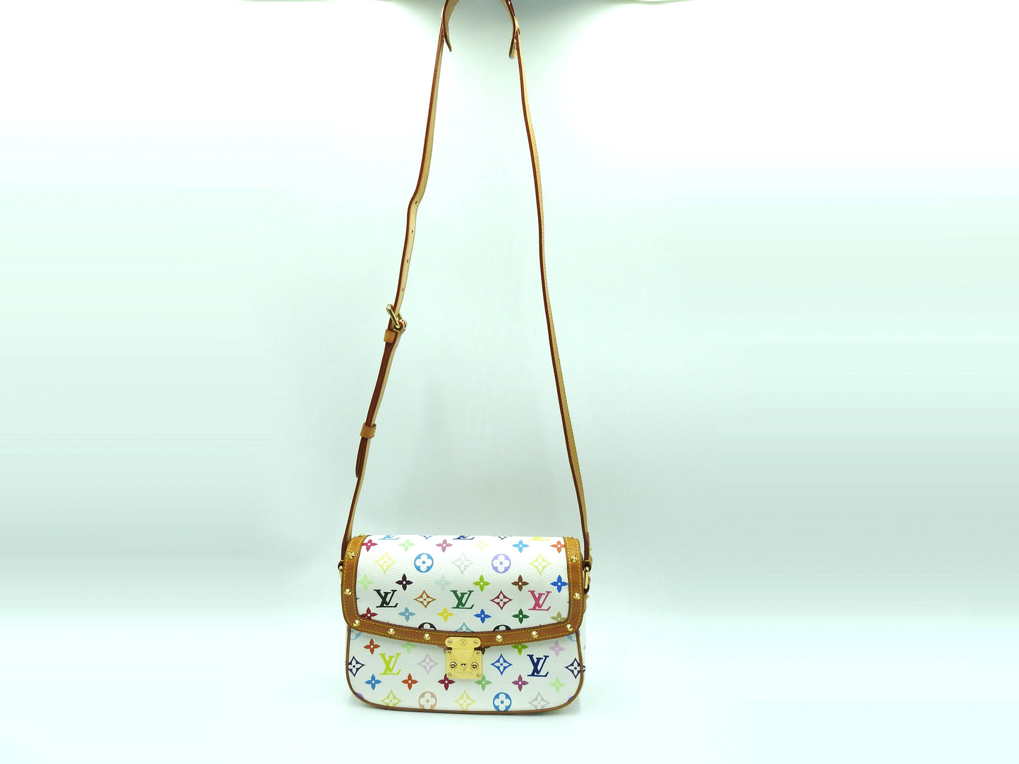 LOUIS VUITTON Sologne Shoulder Bag Monogram Multicolor Bron White M92661