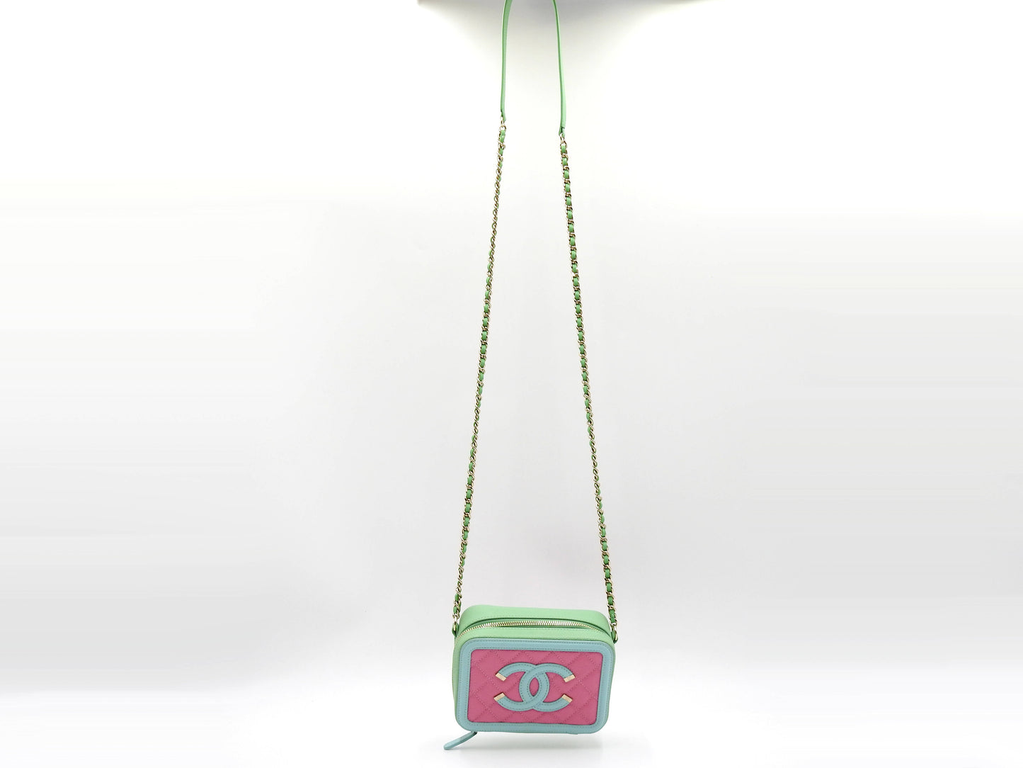 Chanel CC Filigree Crossbody Chain Shoulder Vanity Bag Caviarskin A84452