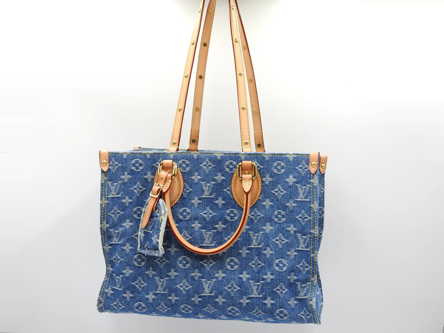 LOUIS VUITTON LV Remix Monogram Denim OnTheGo MM Shoulder Tote Bag M46871