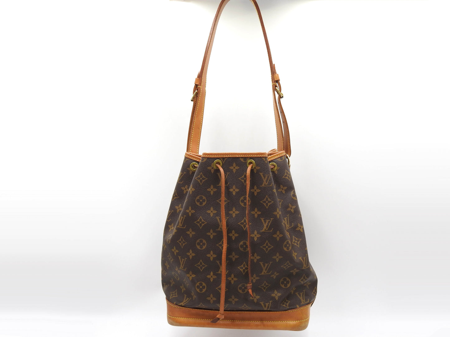 LOUIS VUITTON Noe Monogram Shoulder Bag Hand Bag M42224