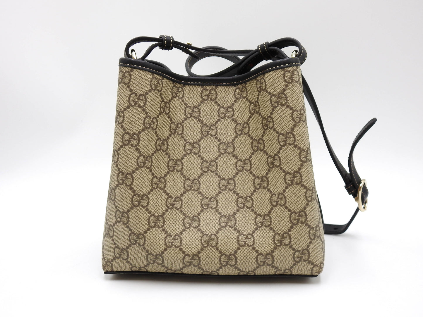 GUCCI GG Emblem Supreme Small Bucket Shoulder Bag Beige Black 815118