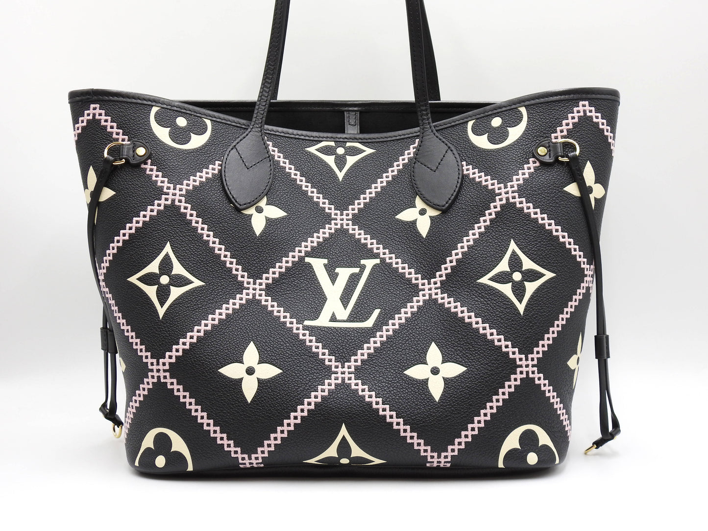 LOUIS VUITTON Monogram Empreinte Giant Neverfull MM Shoulder Bag M46040