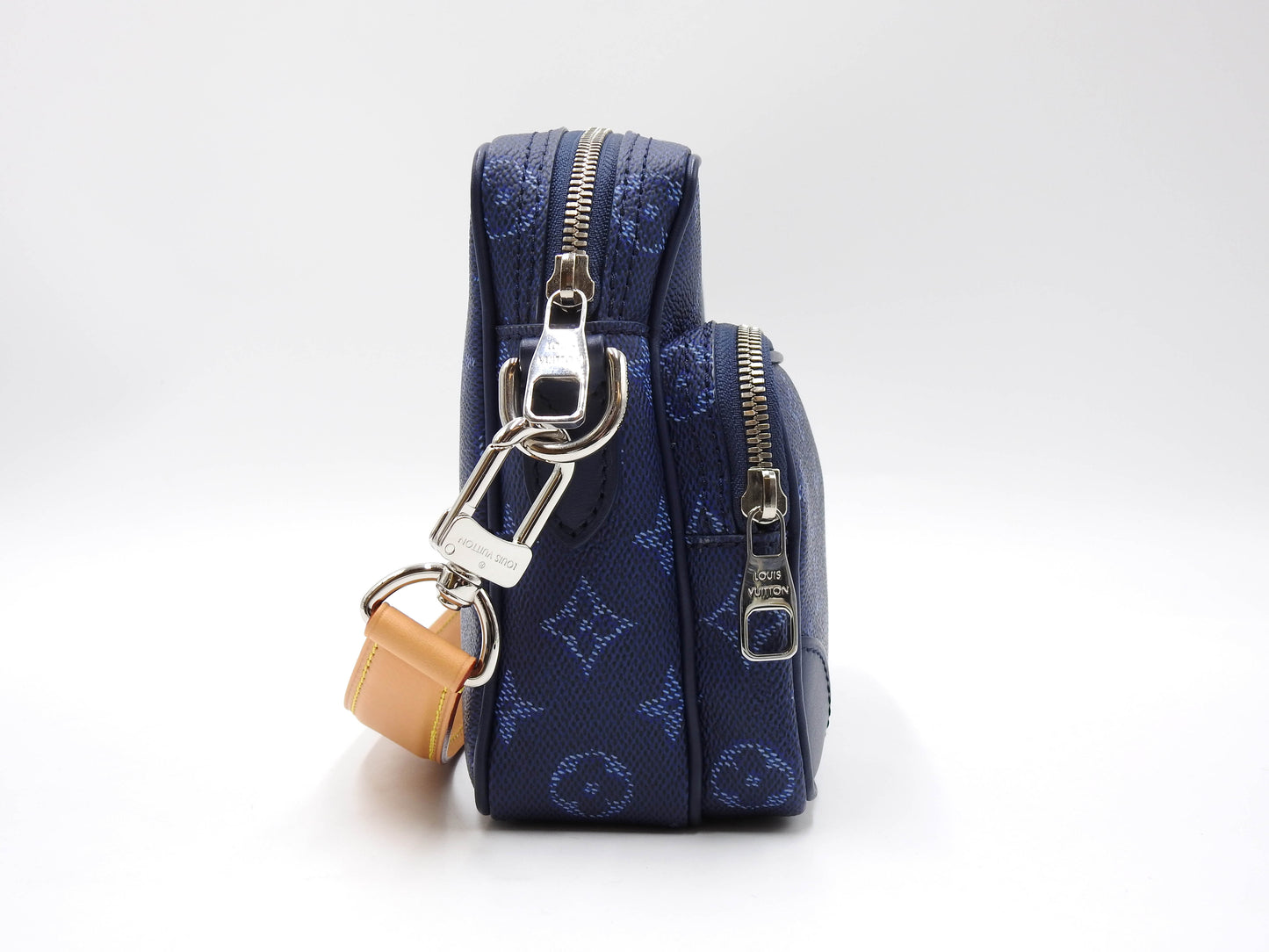 LOUIS VUITTON Monogram Heritage Nile Crossbody Shoulder Bag Blue M26823