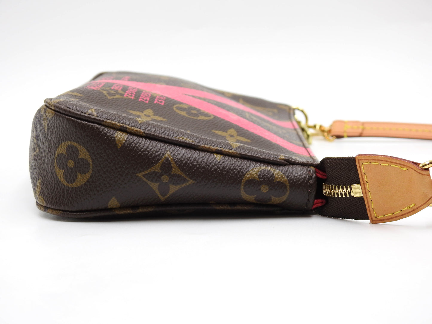 LOUIS VUITTON Monogram V Line Pochette Accessories Pouch Grenade M41605