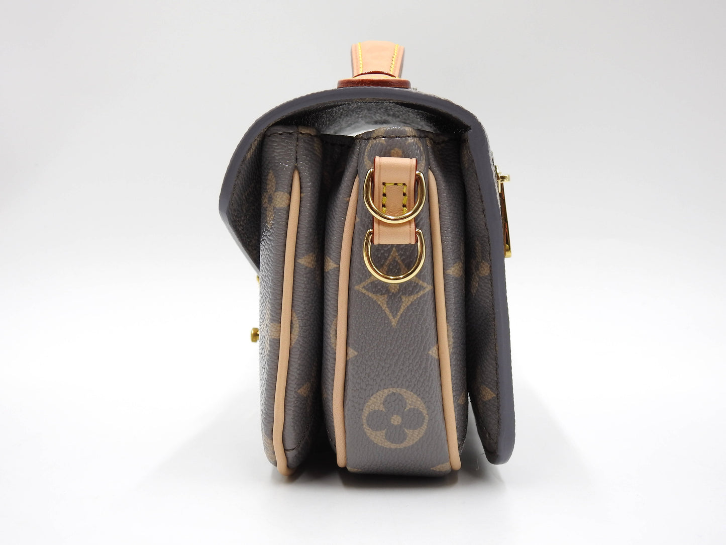 LOUIS VUITTON Monogram Pochette Metis EW Trianon Gray Shoulder Bag M12429