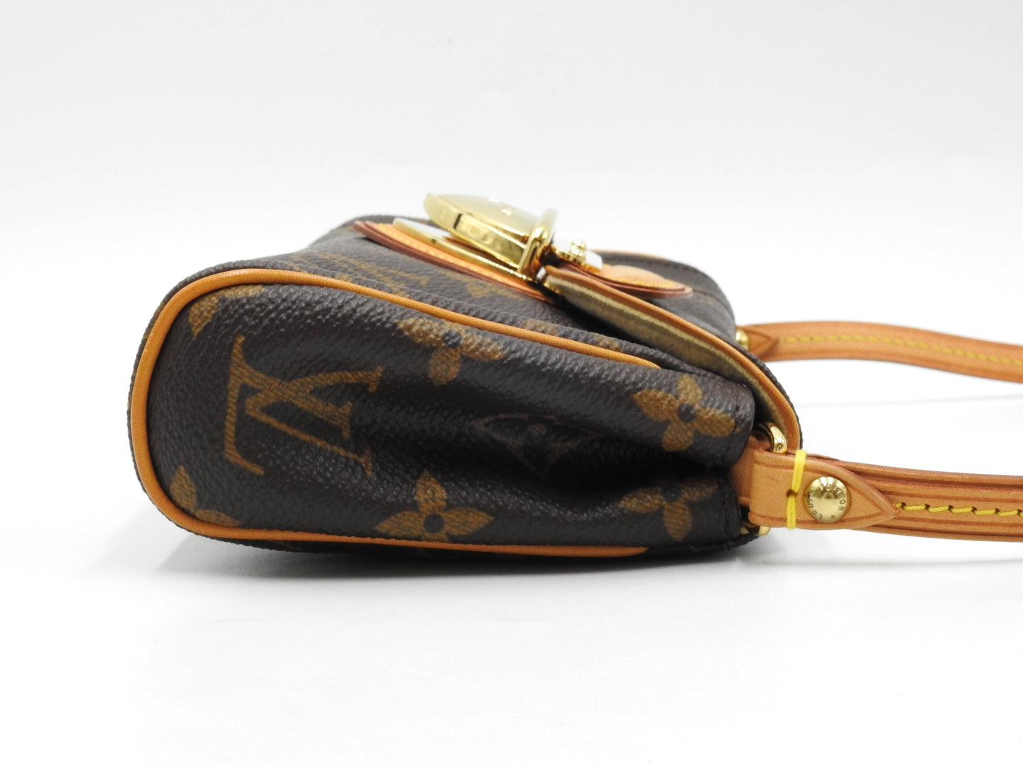 LOUIS VUITTON Pochette Beverly Shoulder Bag Monogram Canvas M40122