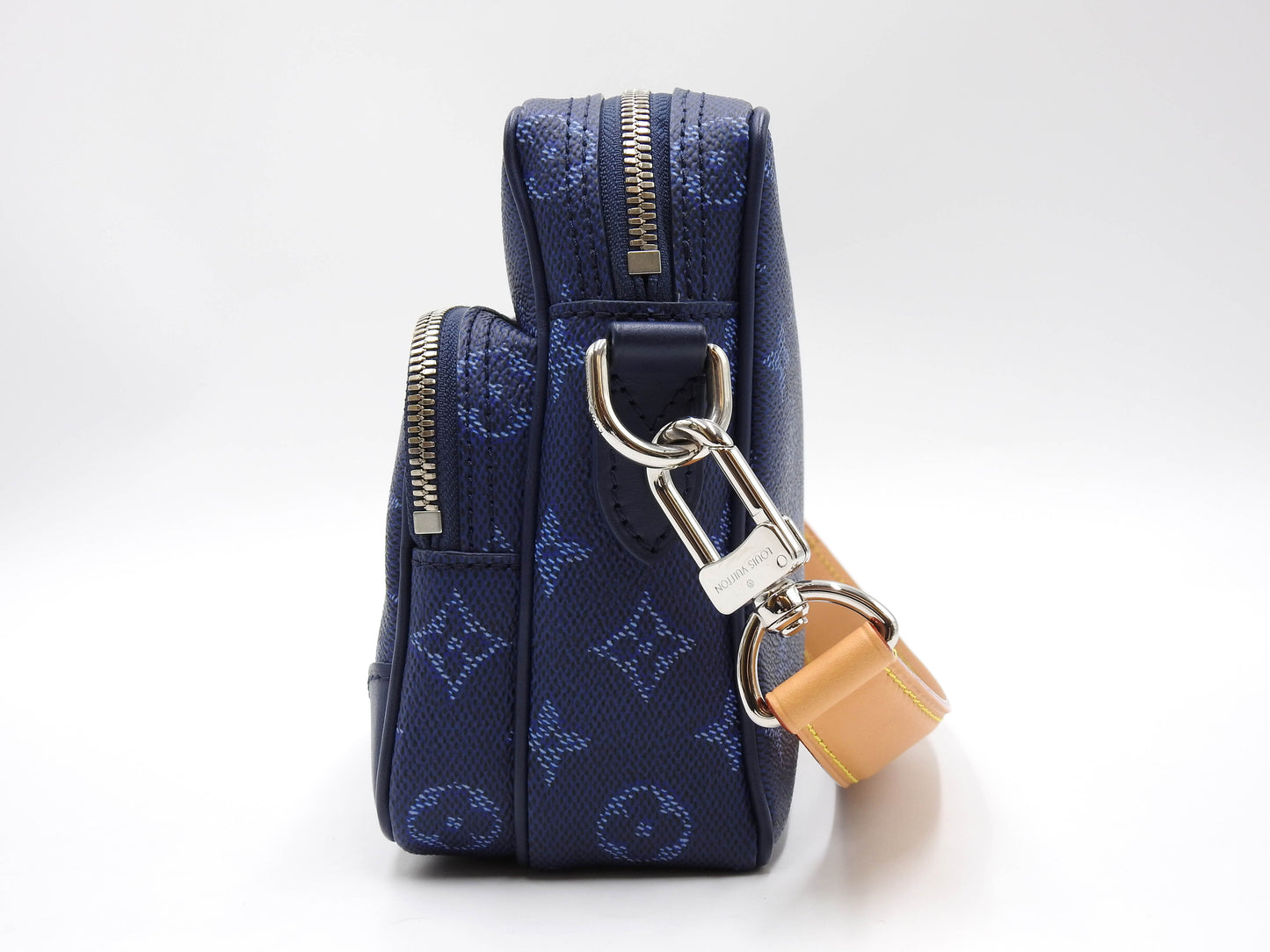 LOUIS VUITTON Monogram Heritage Nile Crossbody Shoulder Bag Blue M26823