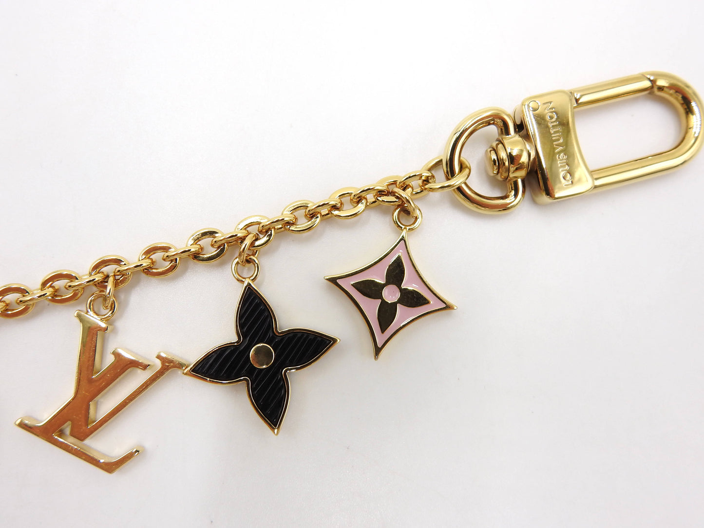 LOUIS VUITTON Spring Street Chain Bag Charm Key Holder Gold M01188