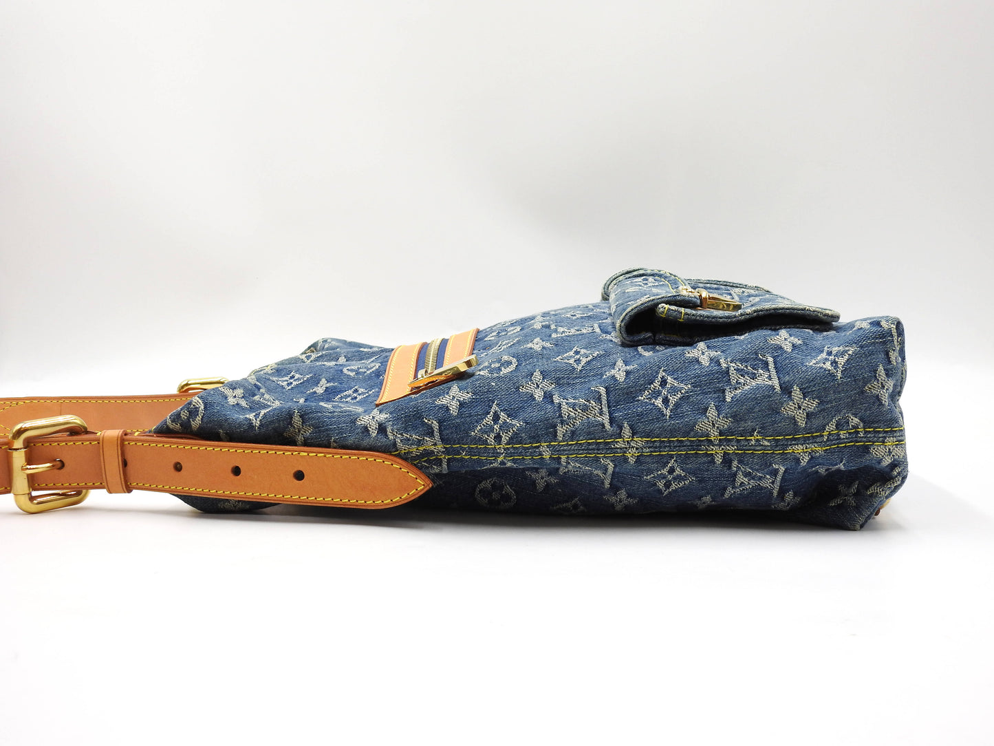 LOUIS VUITTON Baggy GM Monogram Denim Crossbody Shoulder Bag Blue M95048