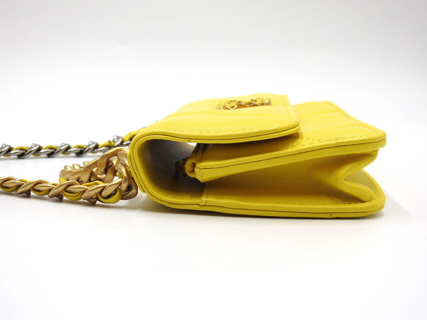 CHANEL 19 CC Matelasse Phone Holder Chain Shoulder Bag Lambskin Yellow