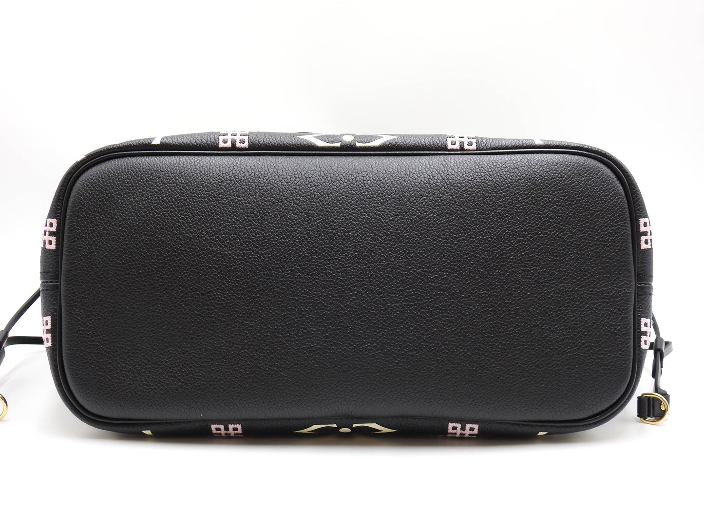 LOUIS VUITTON Monogram Empreinte Giant Neverfull MM Shoulder Bag M46040