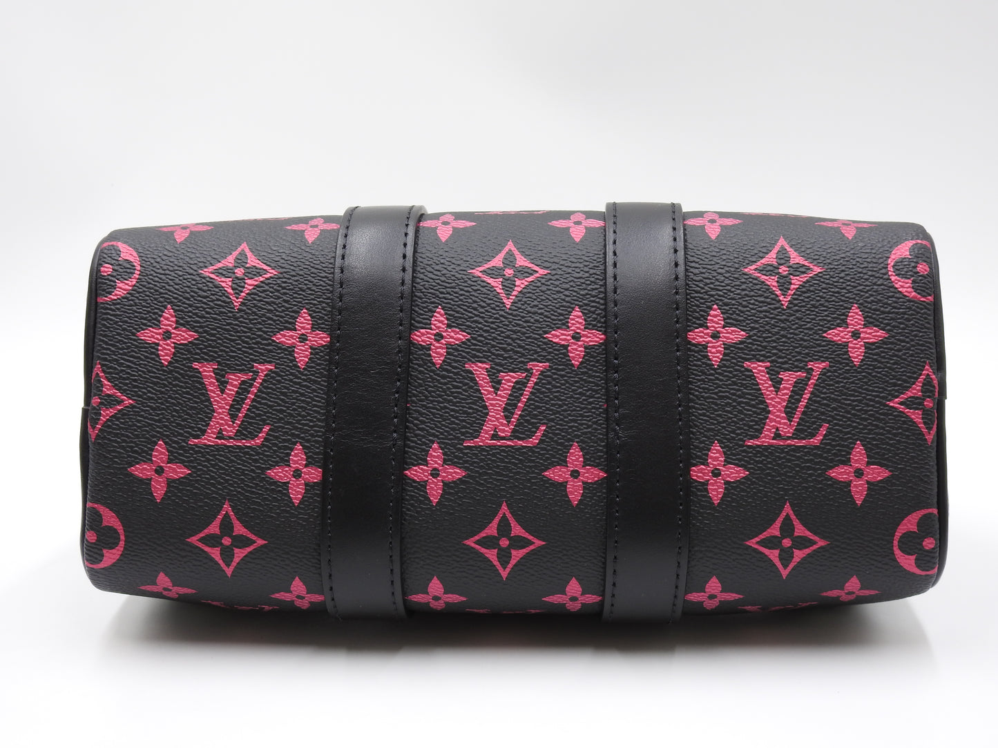 LOUIS VUITTON Monogram Iridescent Keepall Bandouliere 25 Hand Bag M13935